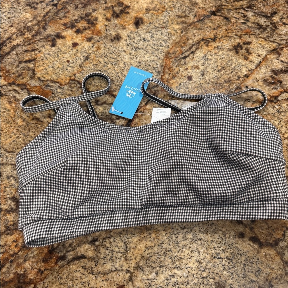 Cupshe black/white gingham size small nwt swim bikini top